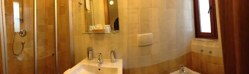 *** Hotel Villa Rosy Torre del Lago Puccini Italie