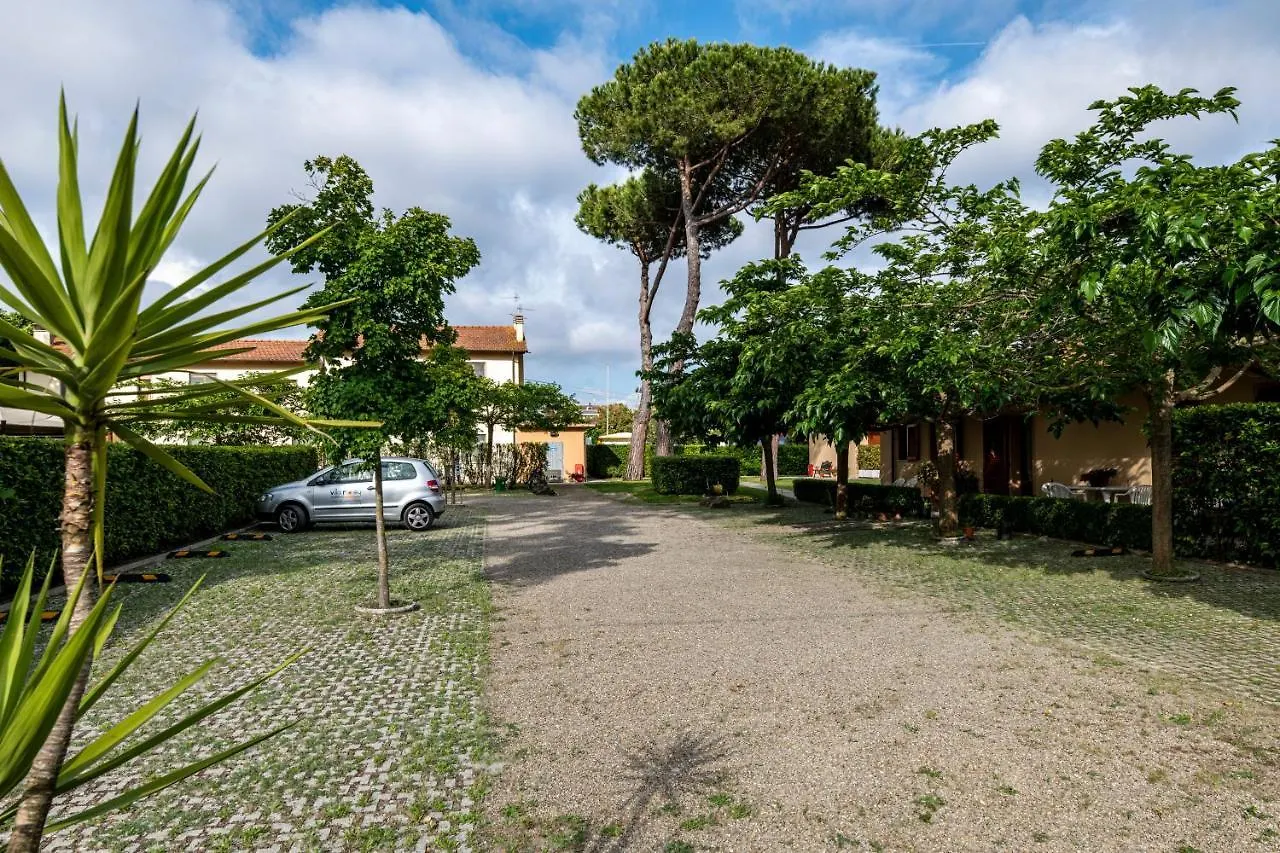 *** Hotel Villa Rosy Torre del Lago Puccini Italië