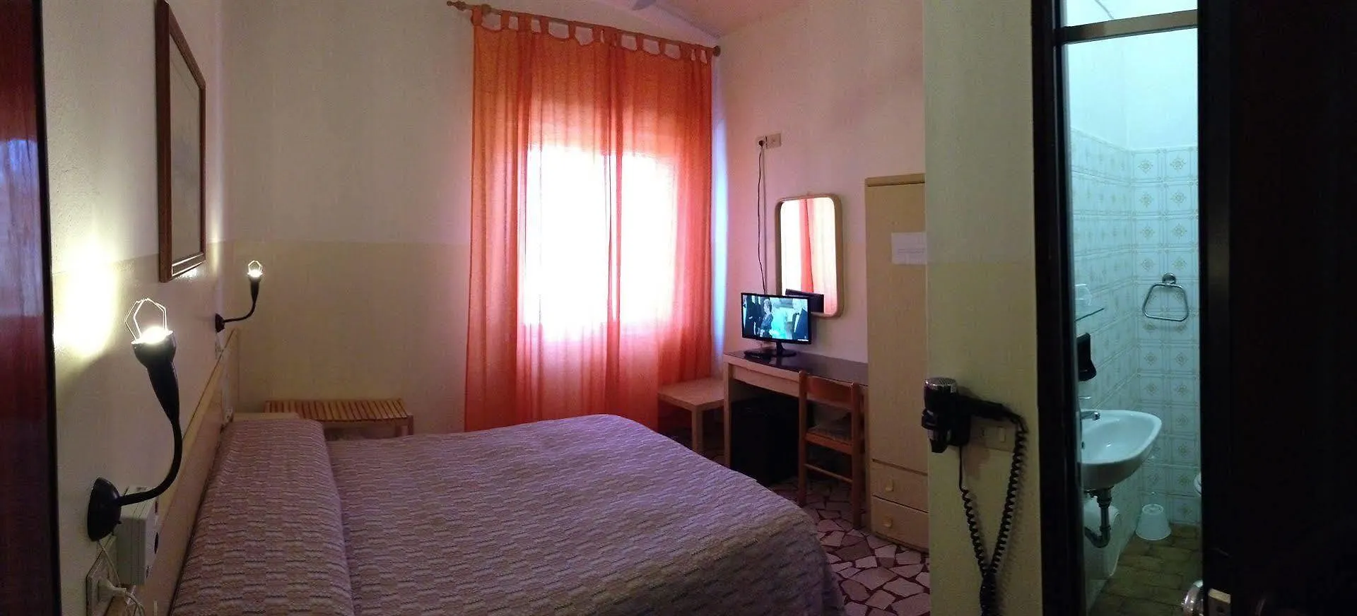 *** Hotel Villa Rosy Torre del Lago Puccini Italië