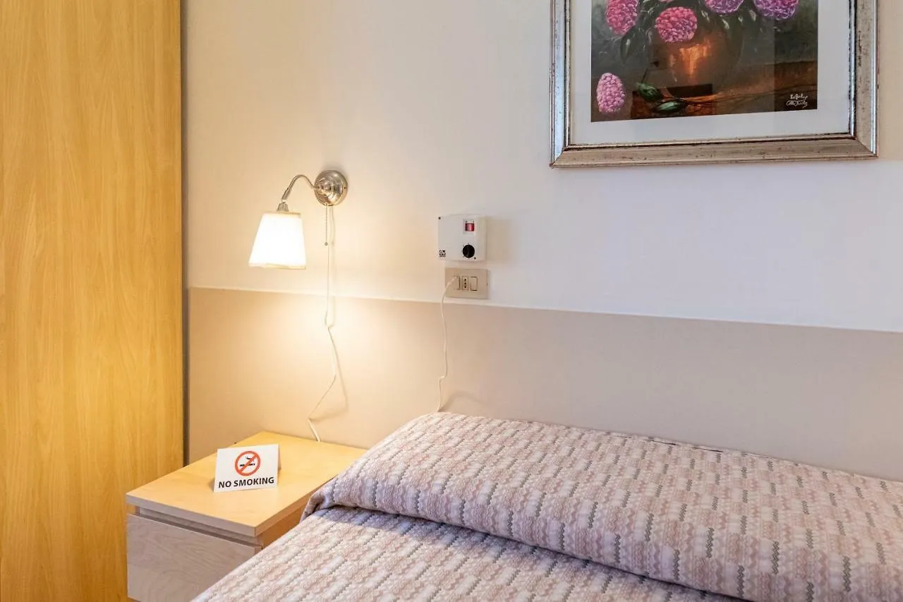 Villa Rosy Torre del Lago Puccini Italië