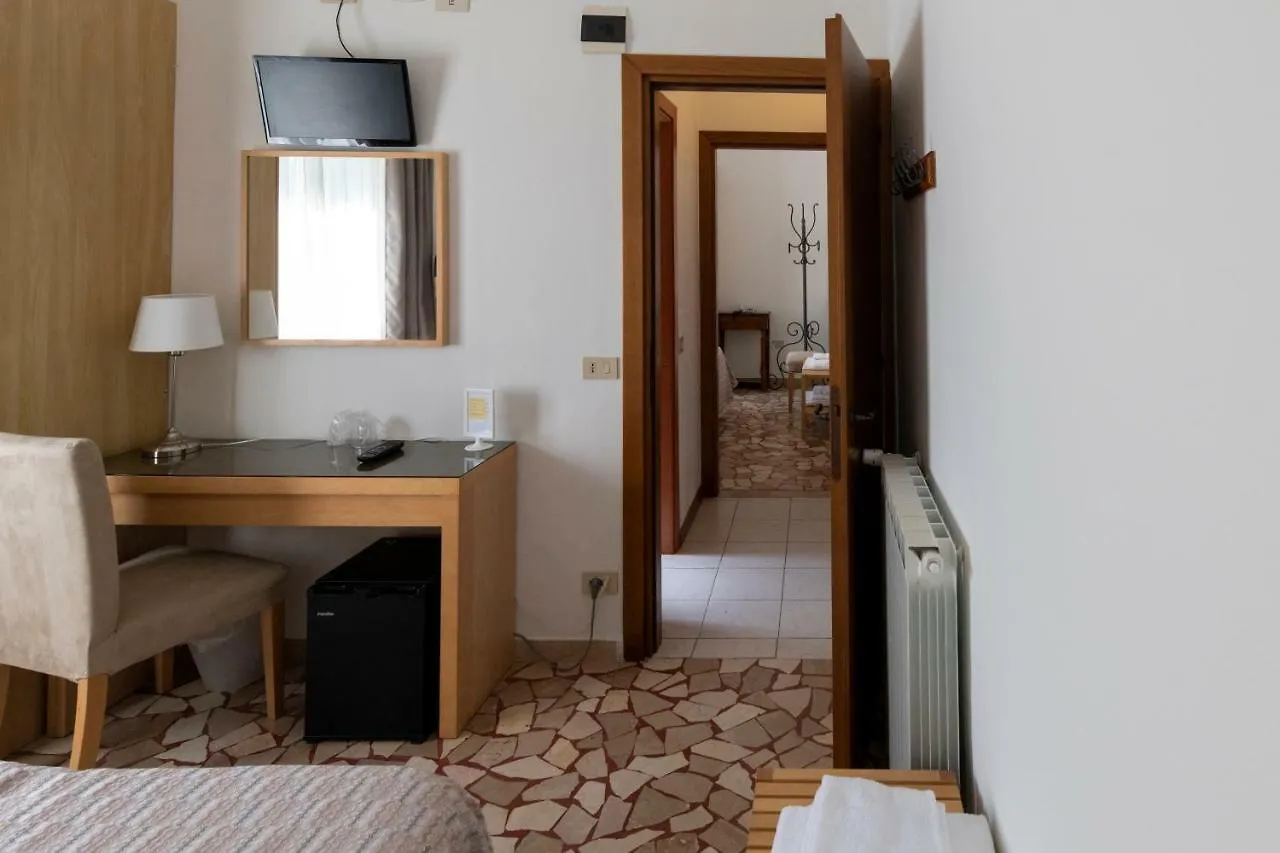Villa Rosy Torre del Lago Puccini Italië